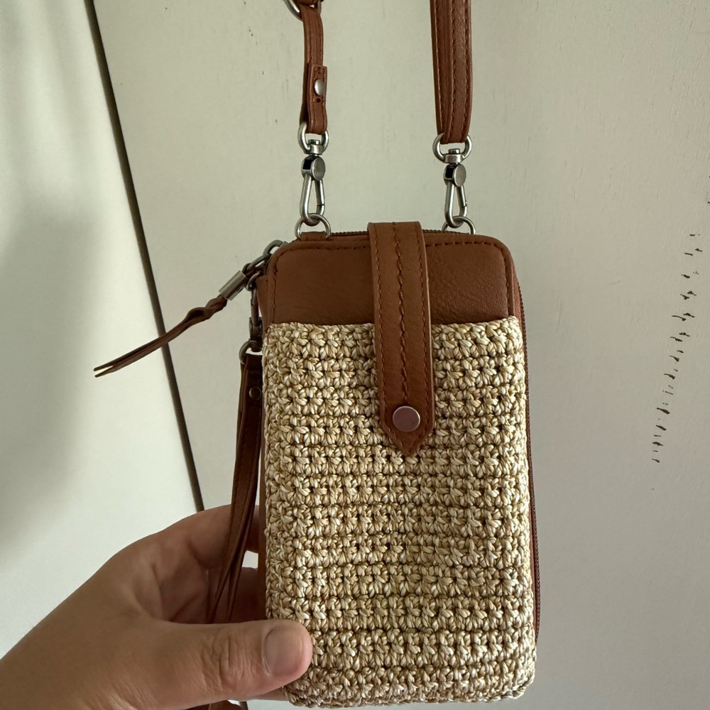 The Sak Silverlake Smartphone Crossbody Wallet in Leather and Hand Crochet